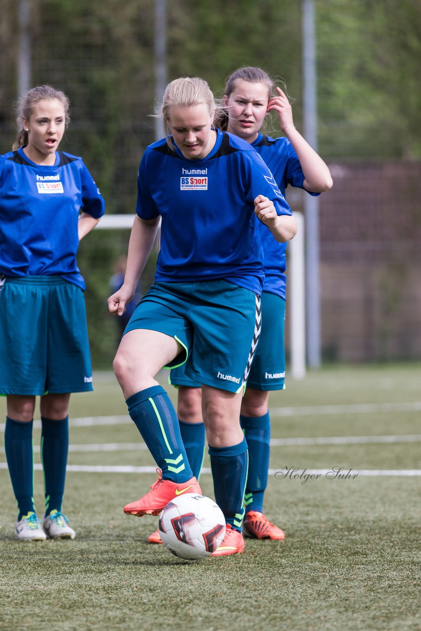 Bild 93 - B-Juniorinnen Pokalfinale VfL Oldesloe - Holstein Kiel : Ergebnis: 0:6